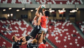 bbin sports-库里防守立功，湖人笑到最后—一场非典型的胜利